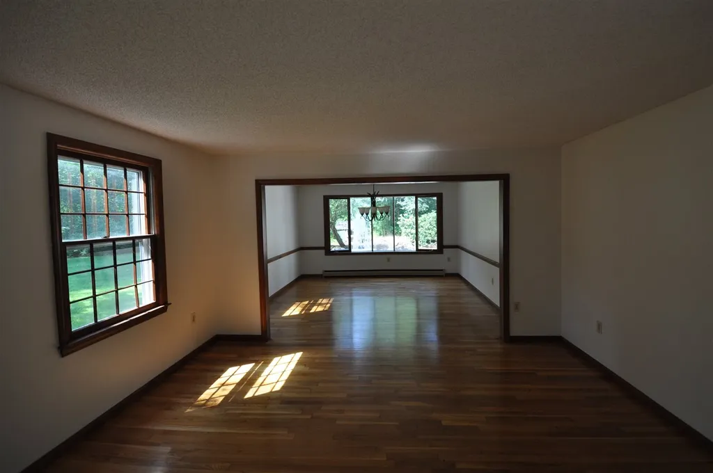 14 Southgate Road Hollis NH 03049