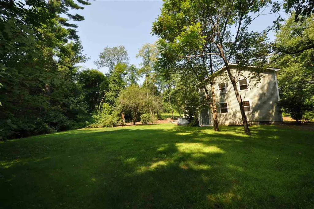 14 Southgate Road Hollis NH 03049