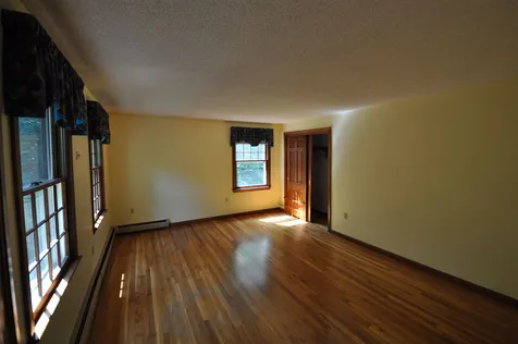 14 Southgate Road Hollis NH 03049