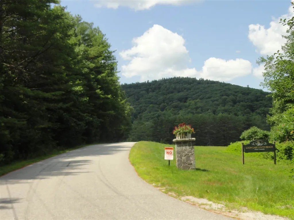 5 Lakeview Circle Croydon NH 03773