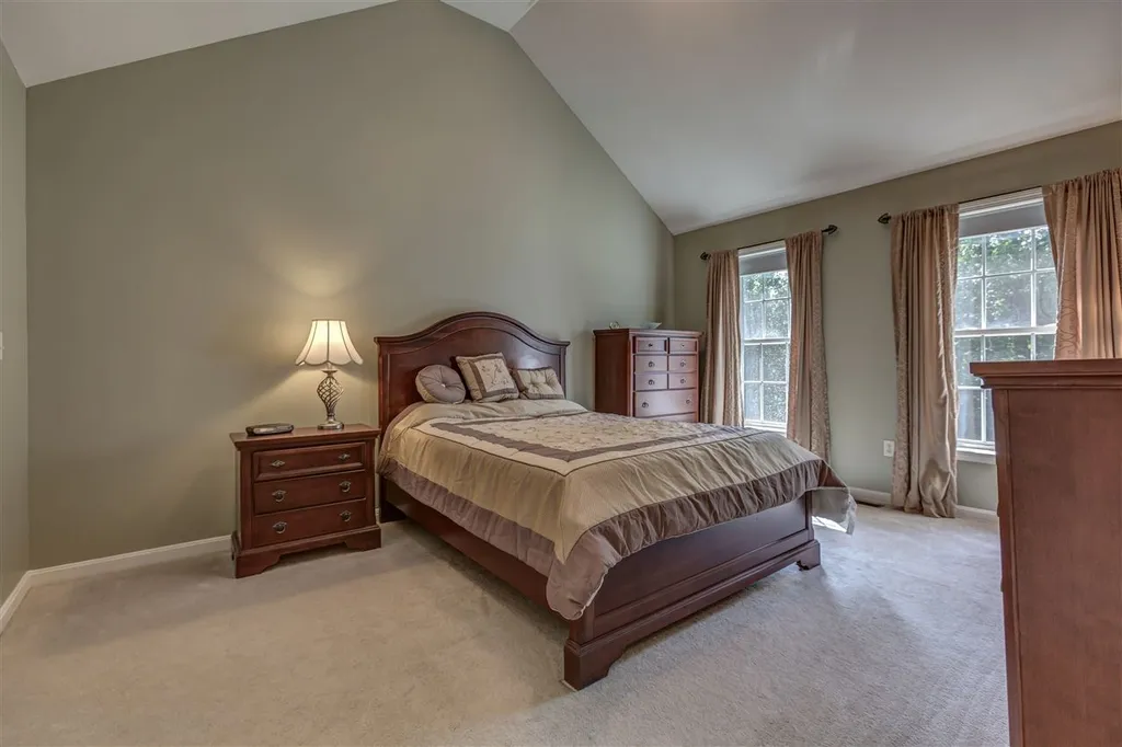 183 Annand Drive Milford NH 03055
