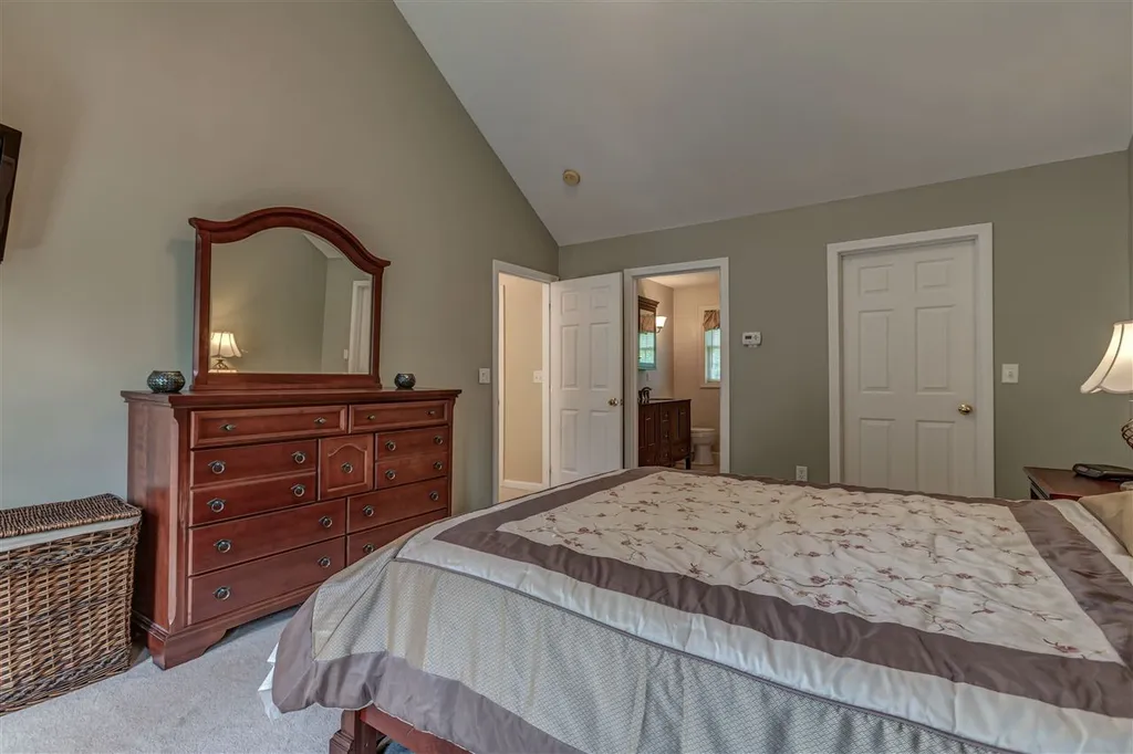 183 Annand Drive Milford NH 03055
