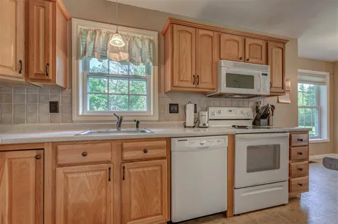 183 Annand Drive Milford NH 03055