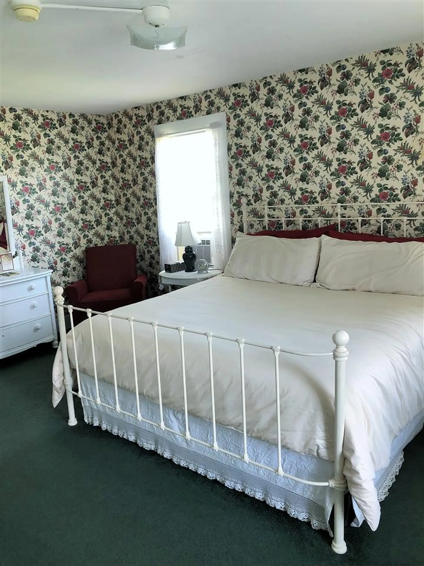 3582 White Mountain Highway Conway NH 03860