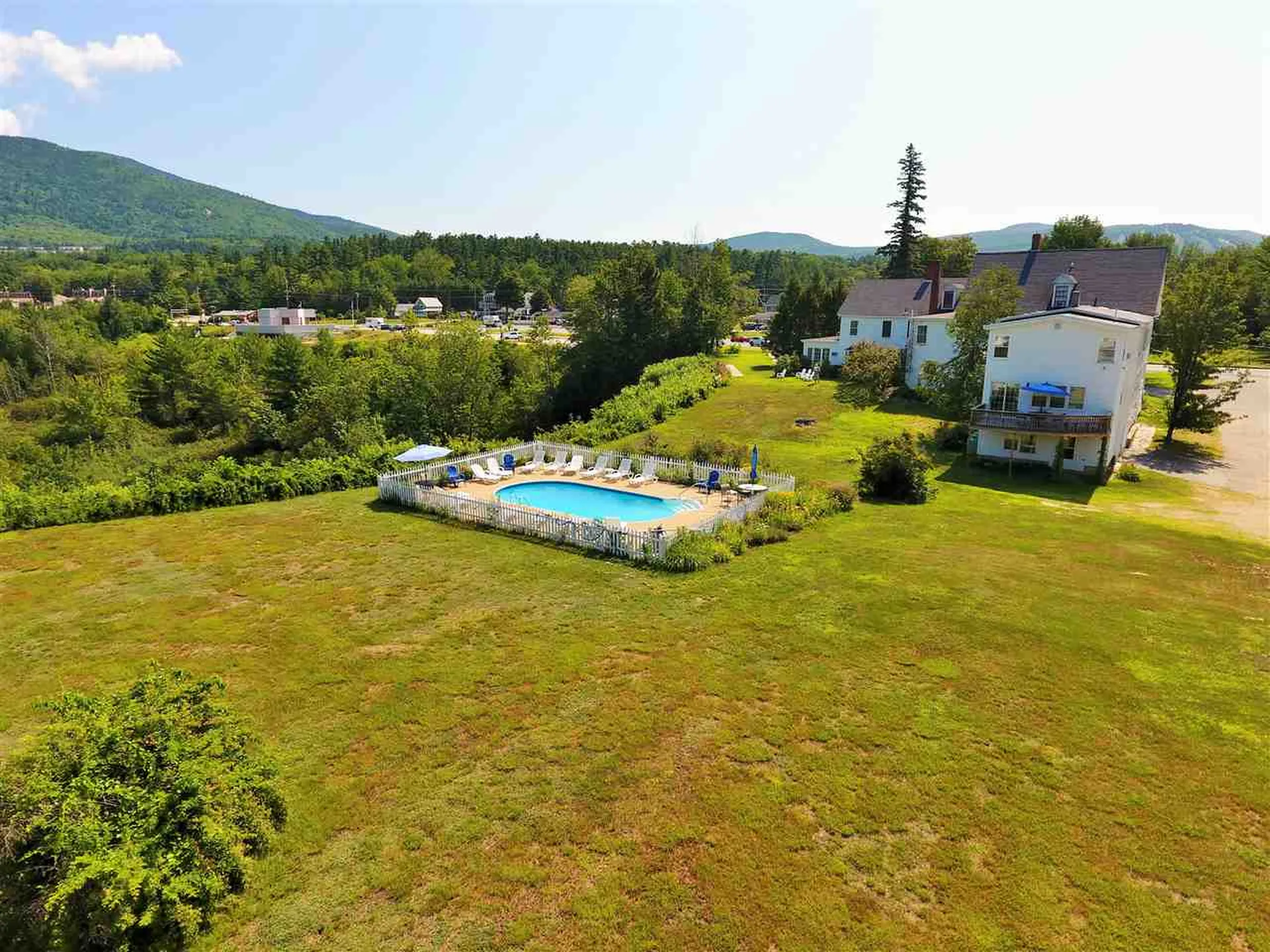 3582 White Mountain Highway Conway NH 03860