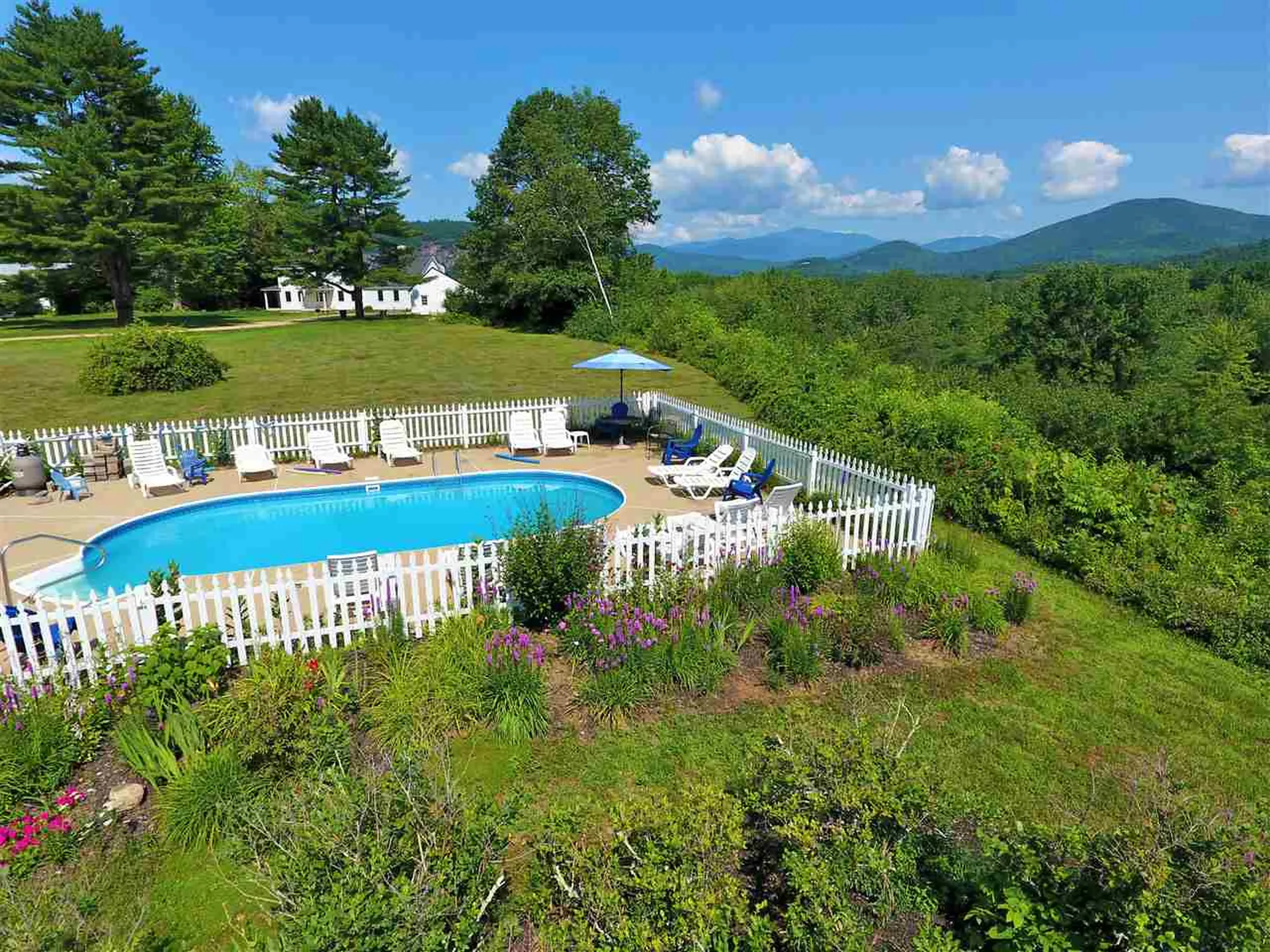 3582 White Mountain Highway Conway NH 03860
