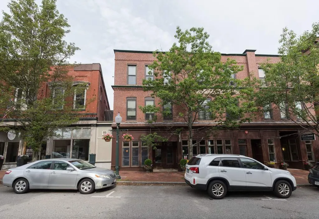 57 Main Street Amesbury MA 01913