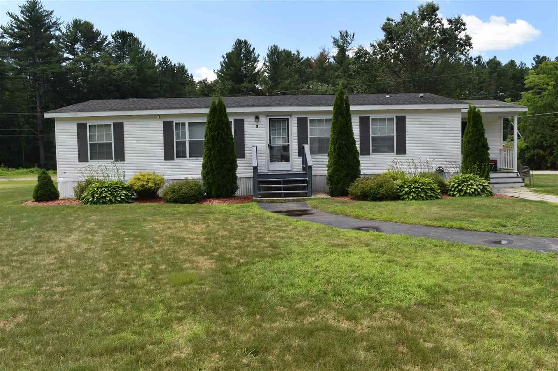 3 Pluto Lane Nashua NH 03062