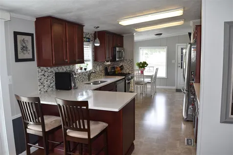 3 Pluto Lane Nashua NH 03062