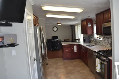 3 Pluto Lane Nashua NH 03062