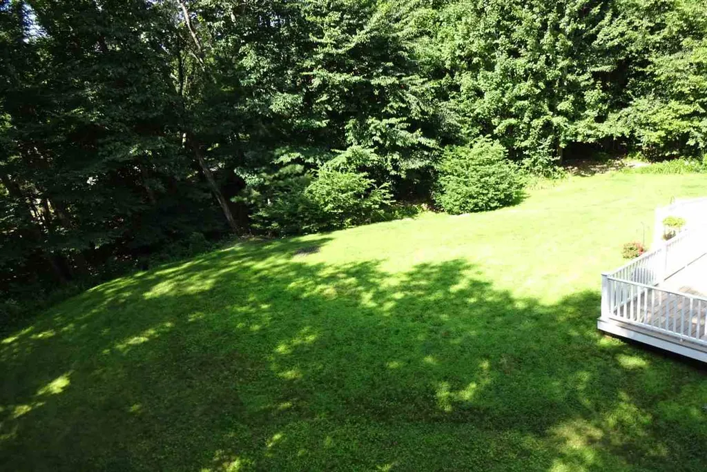 7 Donna Lane Raymond NH 03077