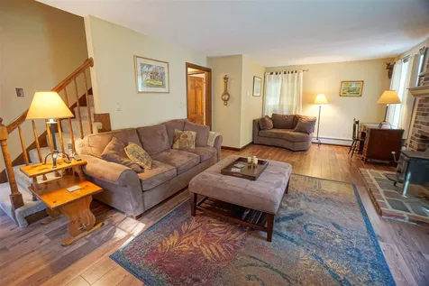 7 Donna Lane Raymond NH 03077