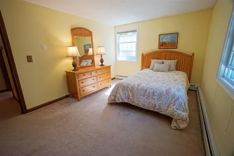 7 Donna Lane Raymond NH 03077