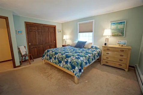 7 Donna Lane Raymond NH 03077