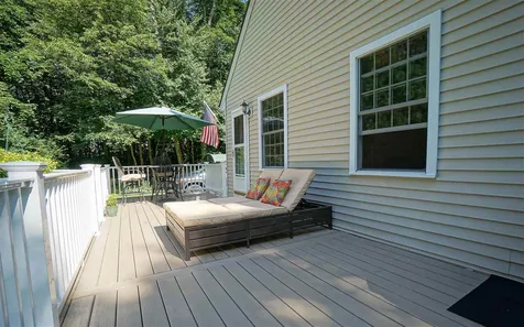 7 Donna Lane Raymond NH 03077