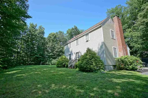 7 Donna Lane Raymond NH 03077