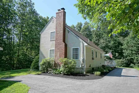 7 Donna Lane Raymond NH 03077