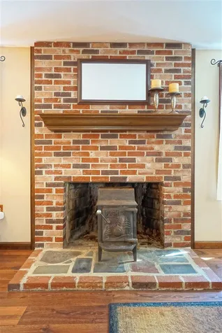 7 Donna Lane Raymond NH 03077