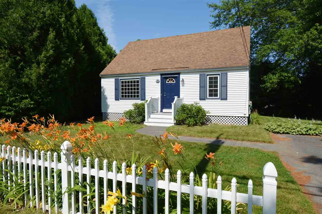 88 Mace Road Hampton NH 03842