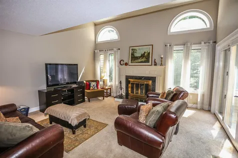 33 Hickory Lane Windham NH 03087