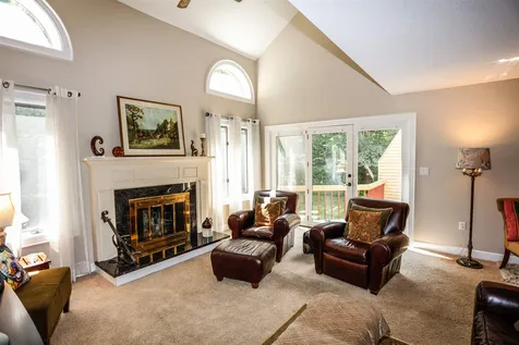 33 Hickory Lane Windham NH 03087