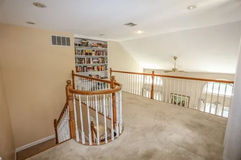 33 Hickory Lane Windham NH 03087