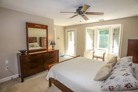 33 Hickory Lane Windham NH 03087