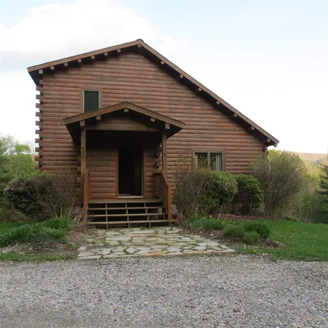 680 Sumner Road Stamford VT 05352
