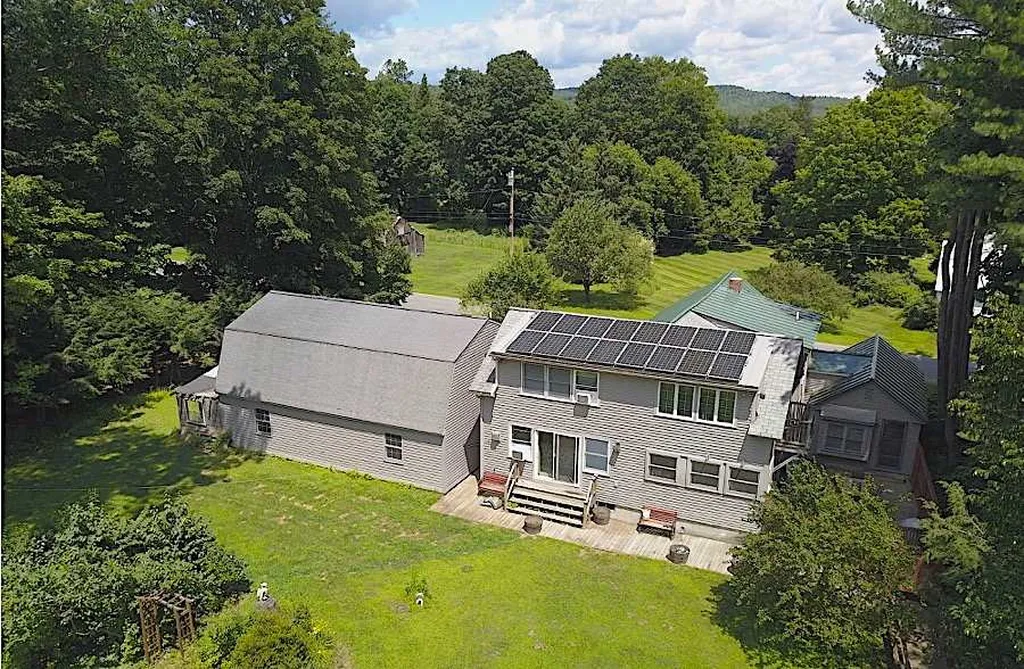 16 Westgate Road Plainfield NH 03781