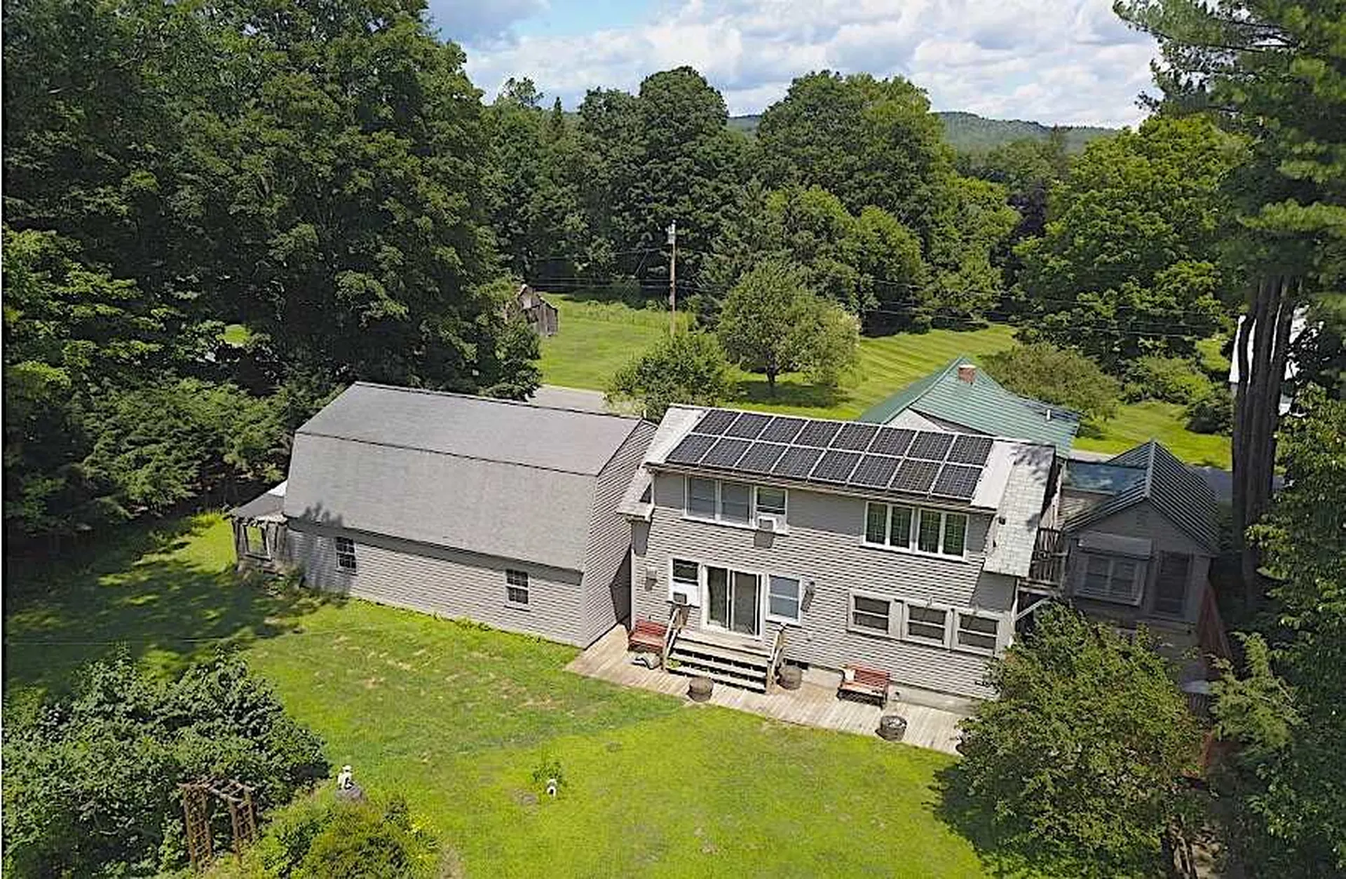 16 Westgate Road Plainfield NH 03781
