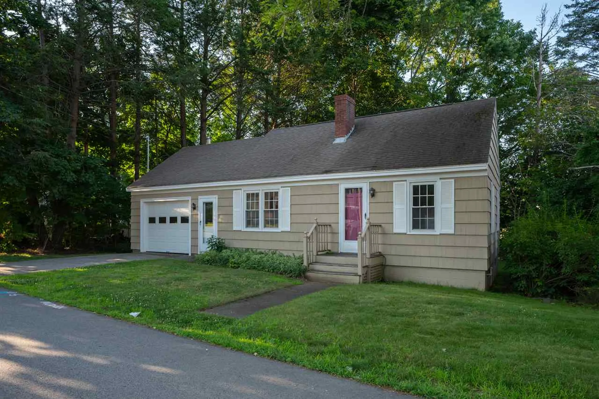 5 Belmont Circle Hampton NH 03842