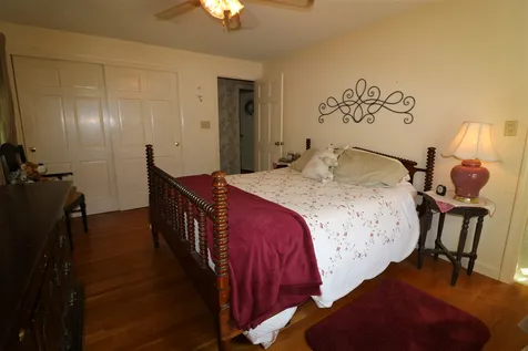 17 Greenbriar Road Keene NH 03431
