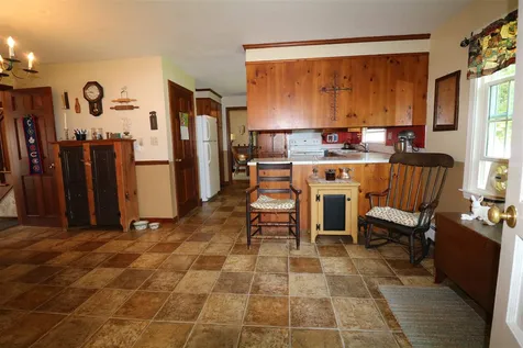 17 Greenbriar Road Keene NH 03431