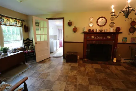 17 Greenbriar Road Keene NH 03431
