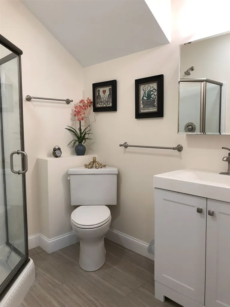 41 Perry Hill Road Waterbury VT 05676