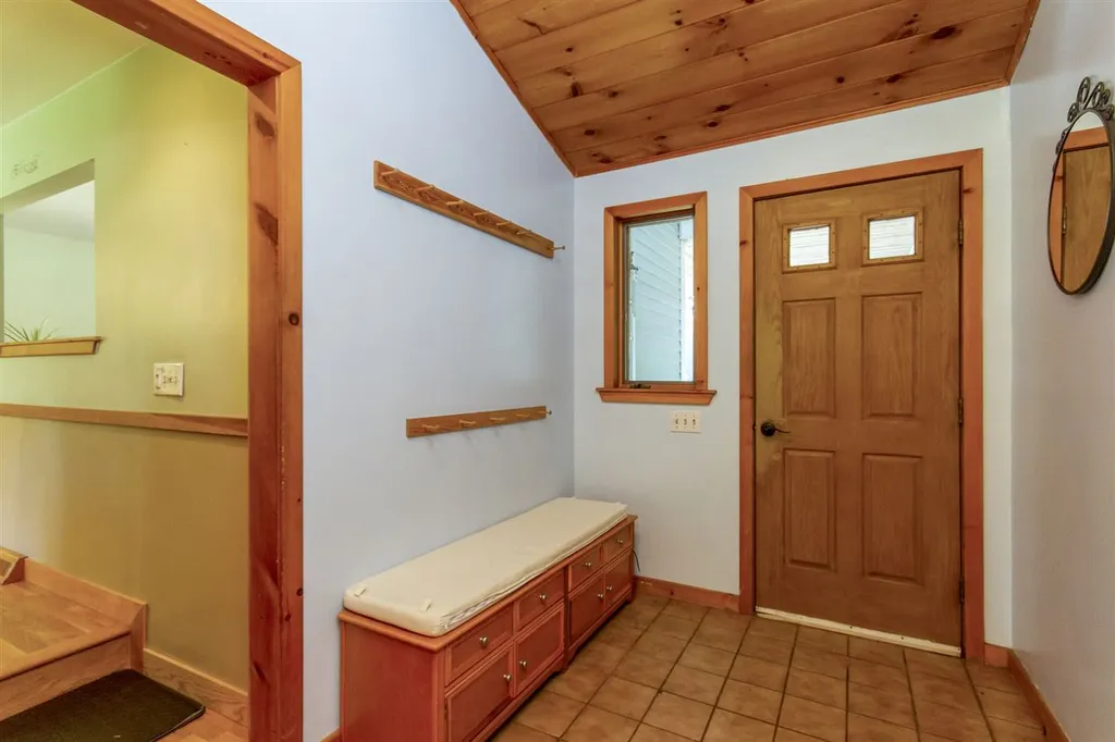 189 Naticook Road Merrimack NH 03054