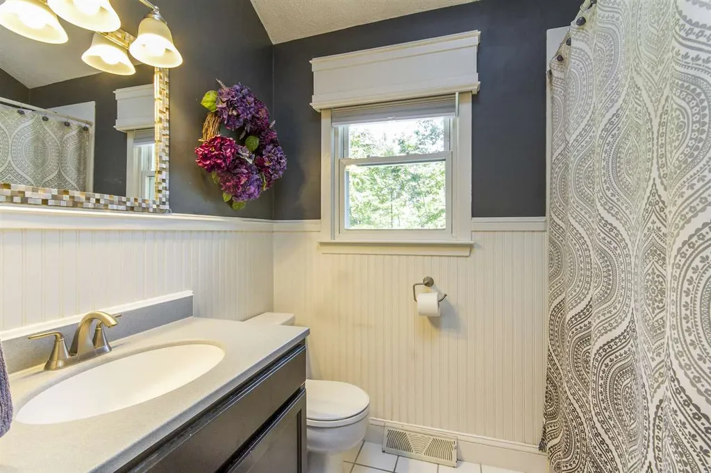 189 Naticook Road Merrimack NH 03054