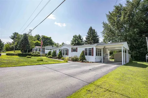 26 Xenia Street Nashua NH 03062