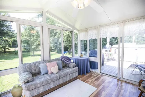26 Xenia Street Nashua NH 03062