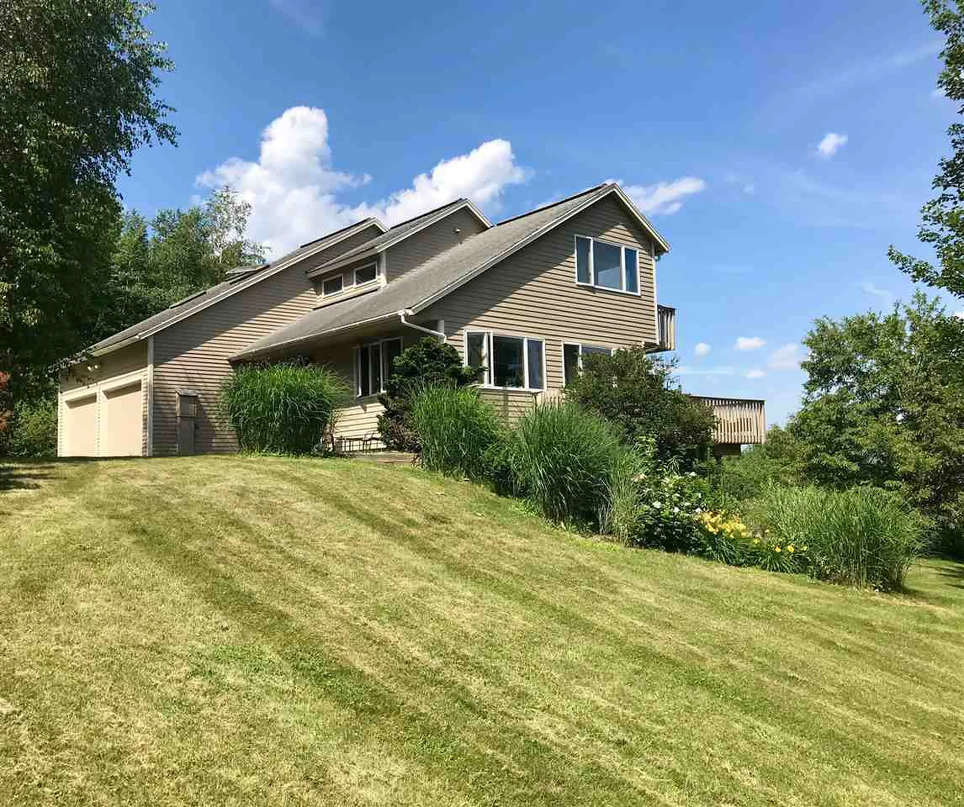 8 View Point Road Putney VT 05346