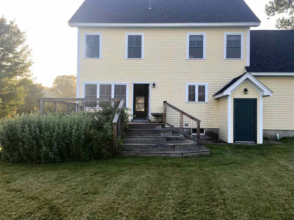 82 East Hill Road Plainfield VT 05667