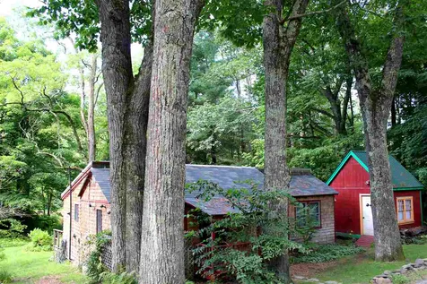 237 Camp Arden Road Dummerston VT 05301