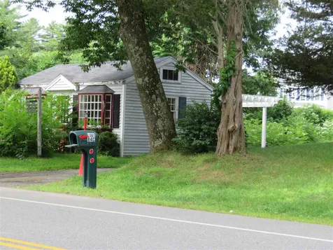 84a Main Street Kingston NH 03848