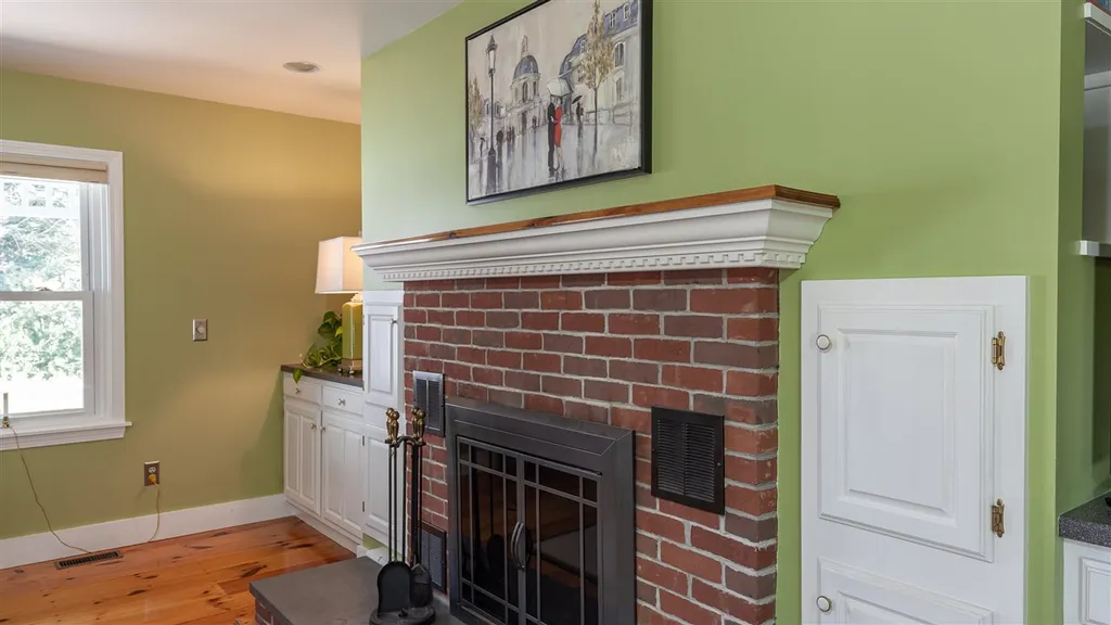 5 Flat Street Walpole NH 03608