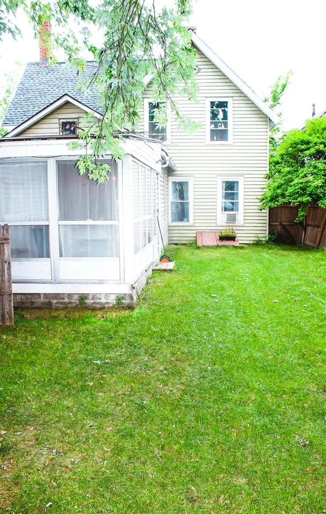 27 Sterling Avenue Manchester NH 03103