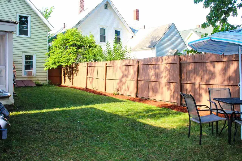 27 Sterling Avenue Manchester NH 03103