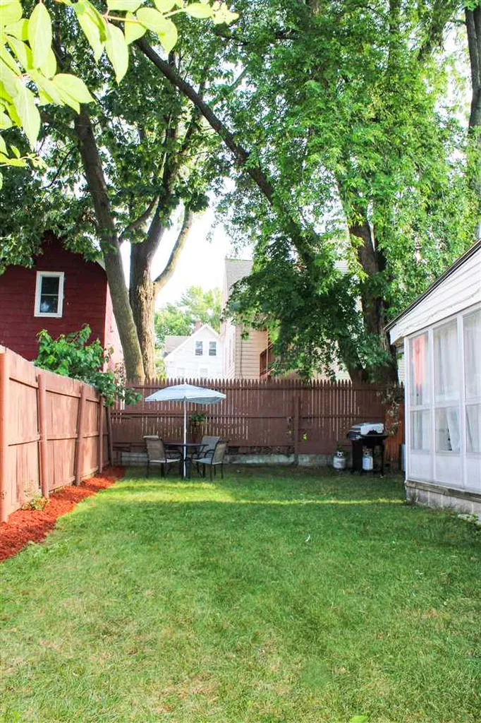 27 Sterling Avenue Manchester NH 03103