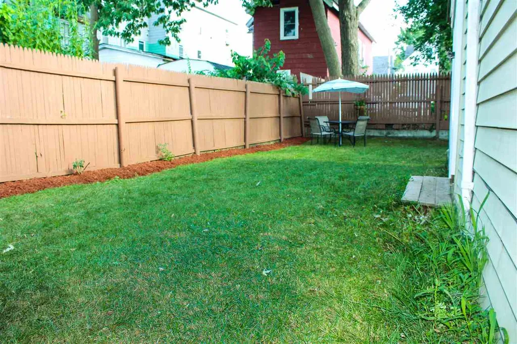 27 Sterling Avenue Manchester NH 03103