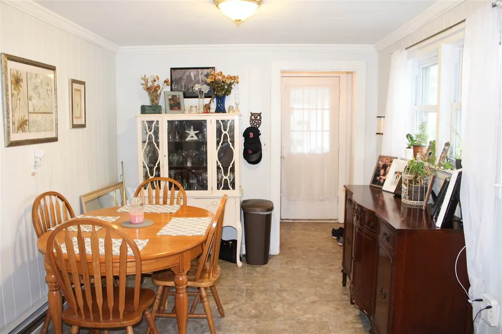 27 Sterling Avenue Manchester NH 03103