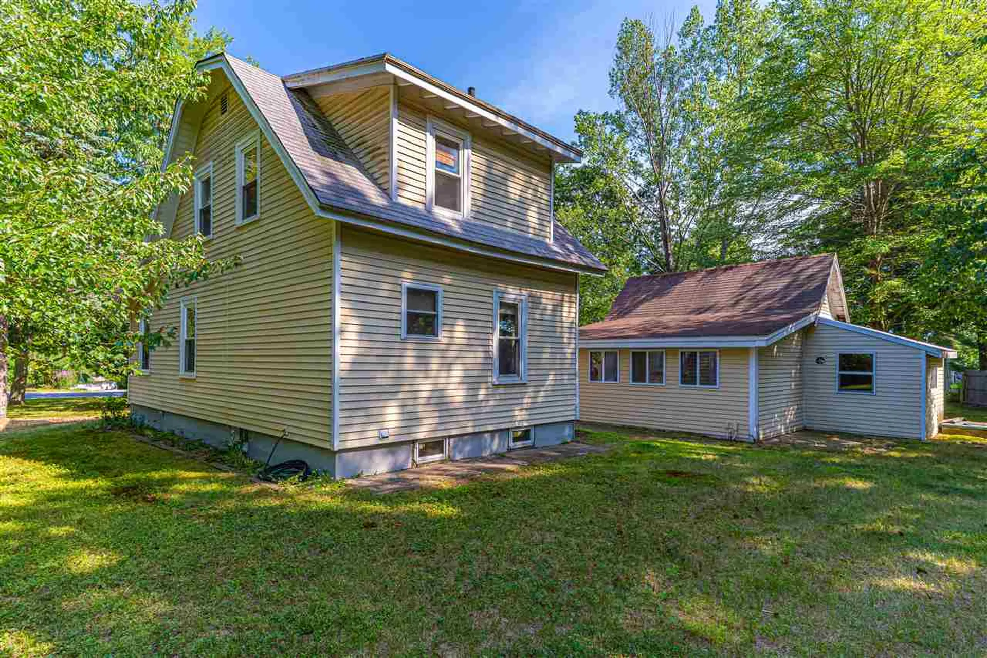 139 Back River Road Dover NH 03820
